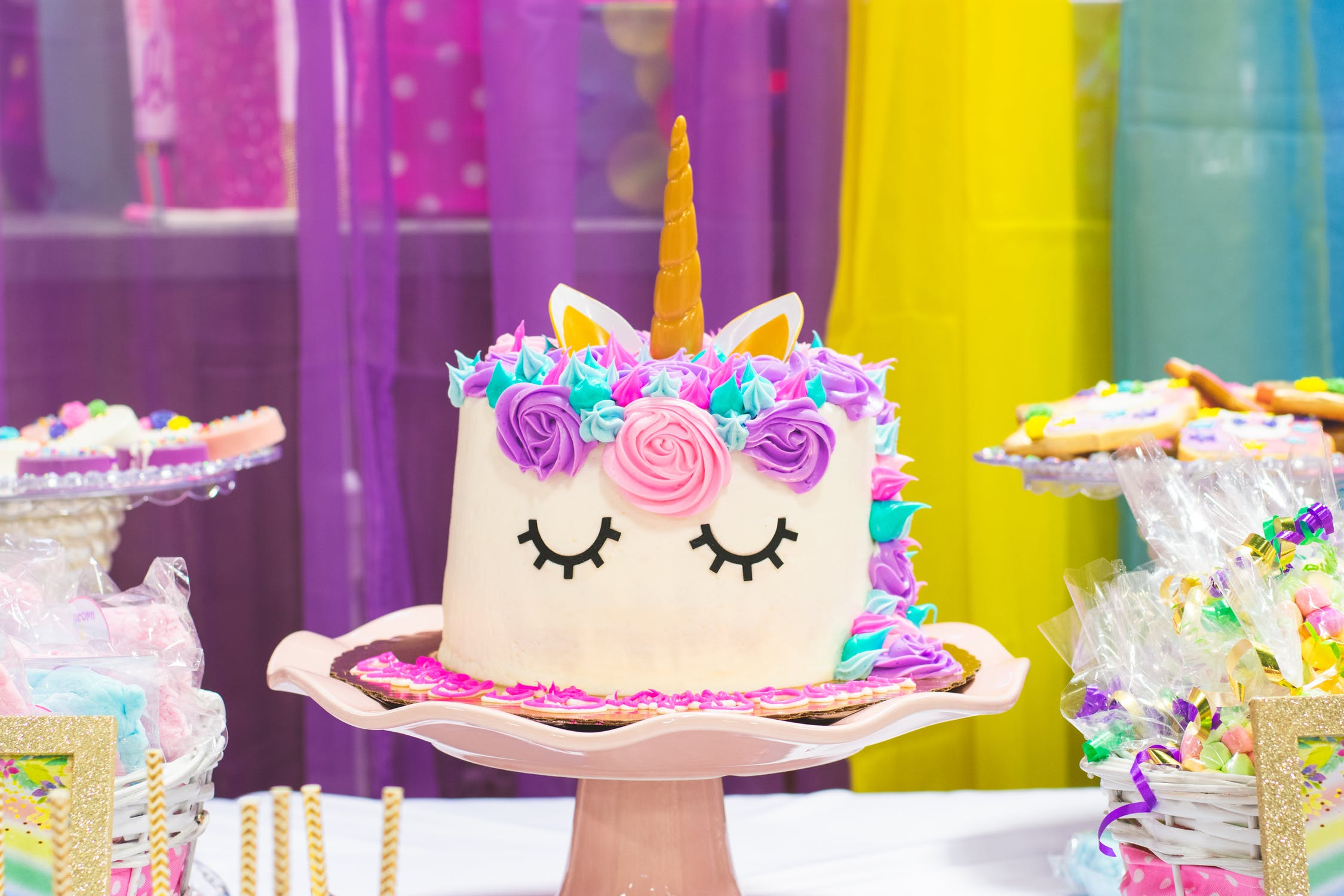 43 Trendy Birthday Cake Designs for Men 2023 | Sestra's Kitchen